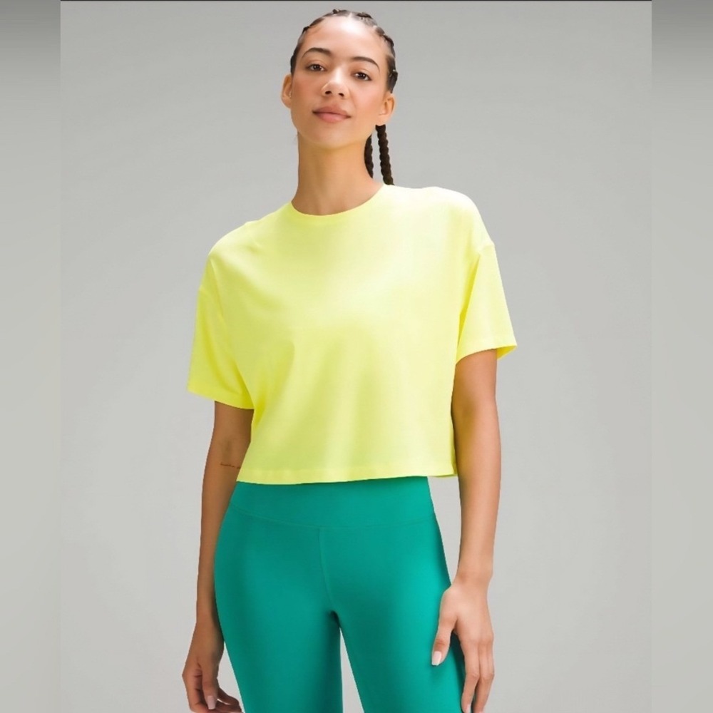 Lululemon Abrasion-Resistant Training T-Shirt 10 Electric Lemon Excellent